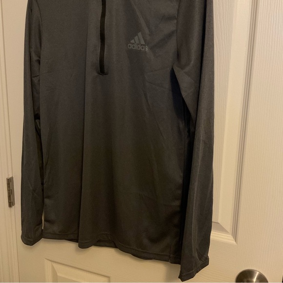 Adidas tech 1/4 zip CE7641 size small - Picture 4 of 10